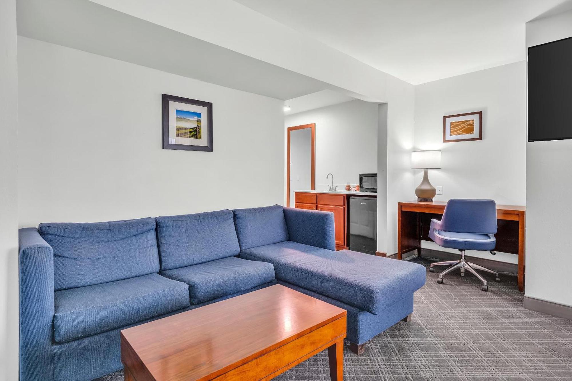 Comfort Inn 2*