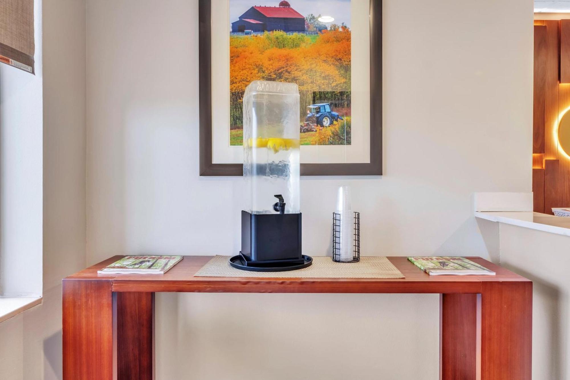 Comfort Inn 2*
